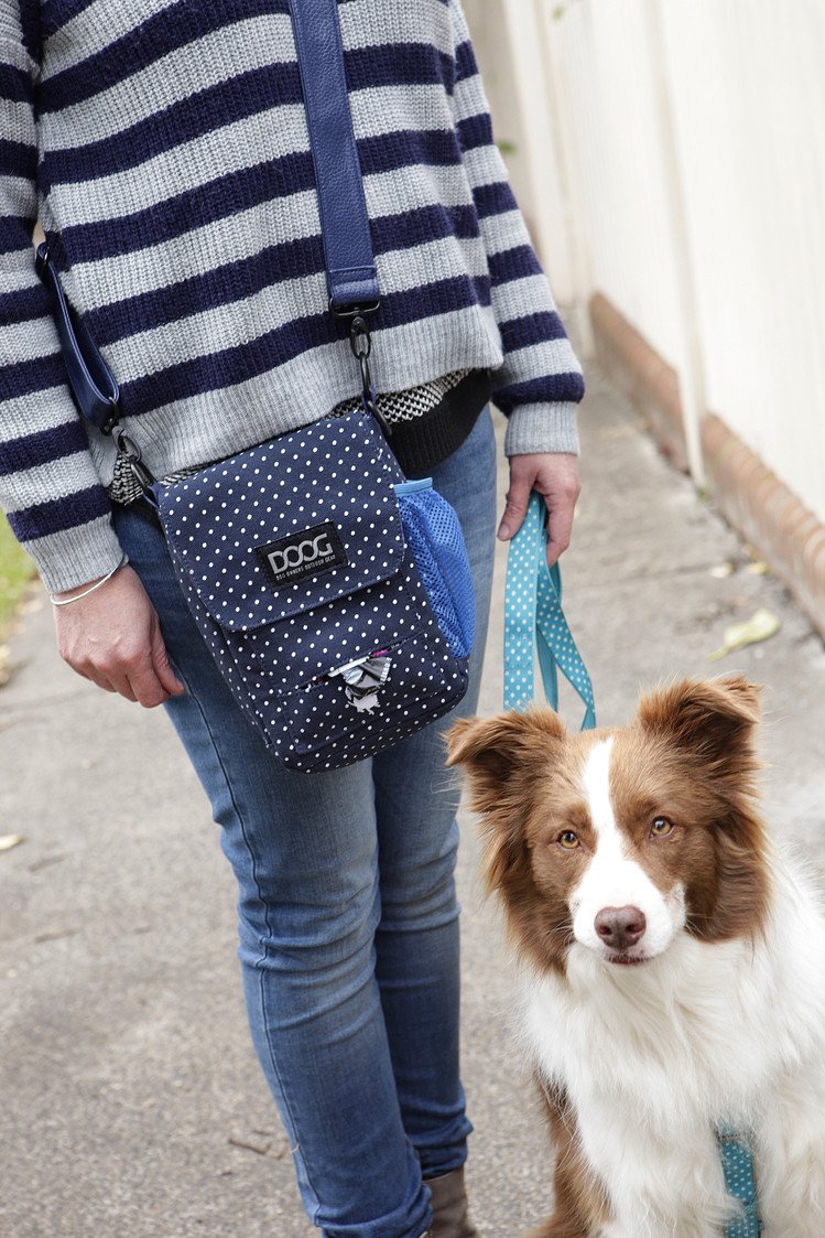 DOOG Shoulder Bag Stella navy/polka dot