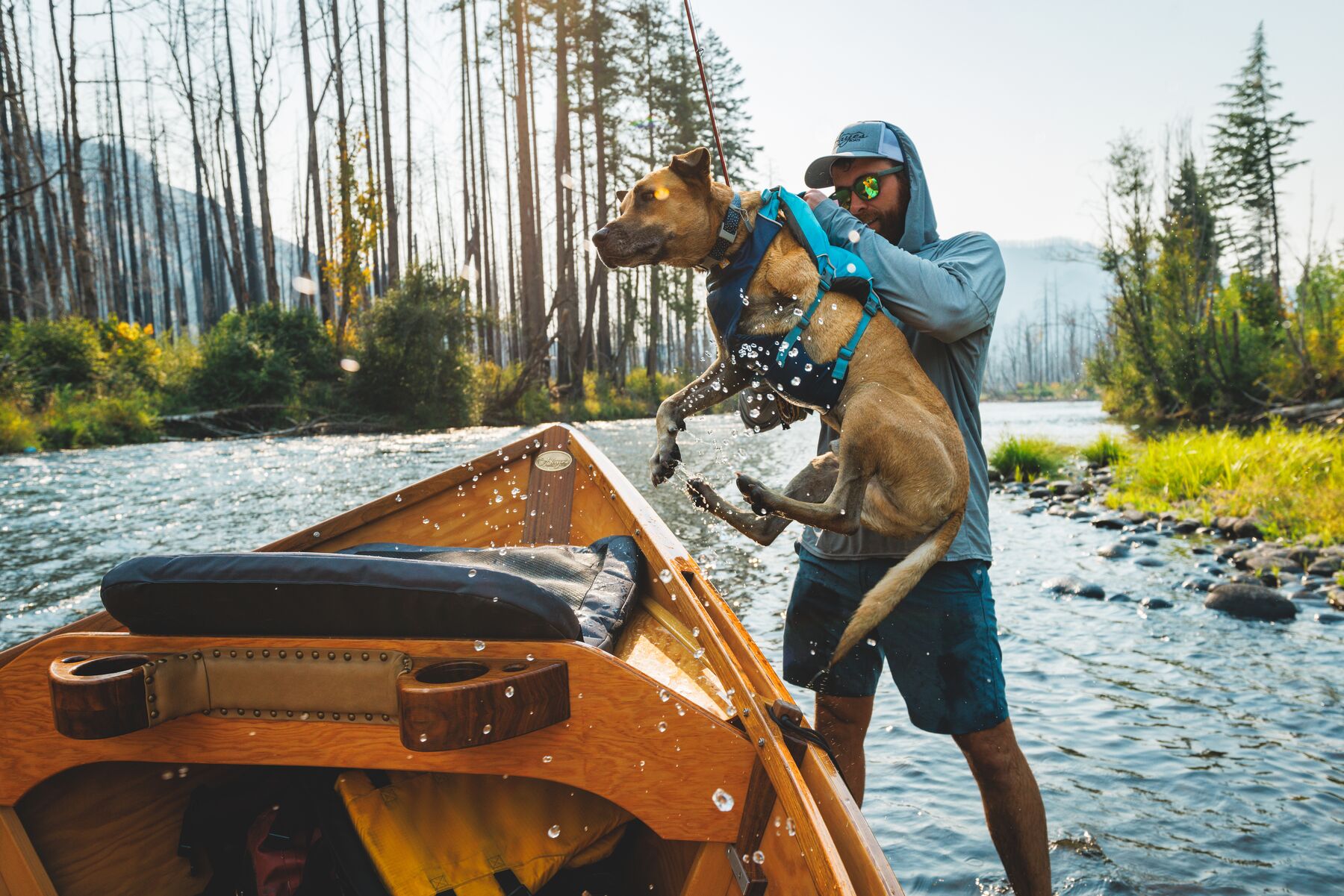 Ruffwear Confluence™ Support Jacket Biolumin Blue Ruffwear Confluence™ Support Jacket Biolumin Blue
