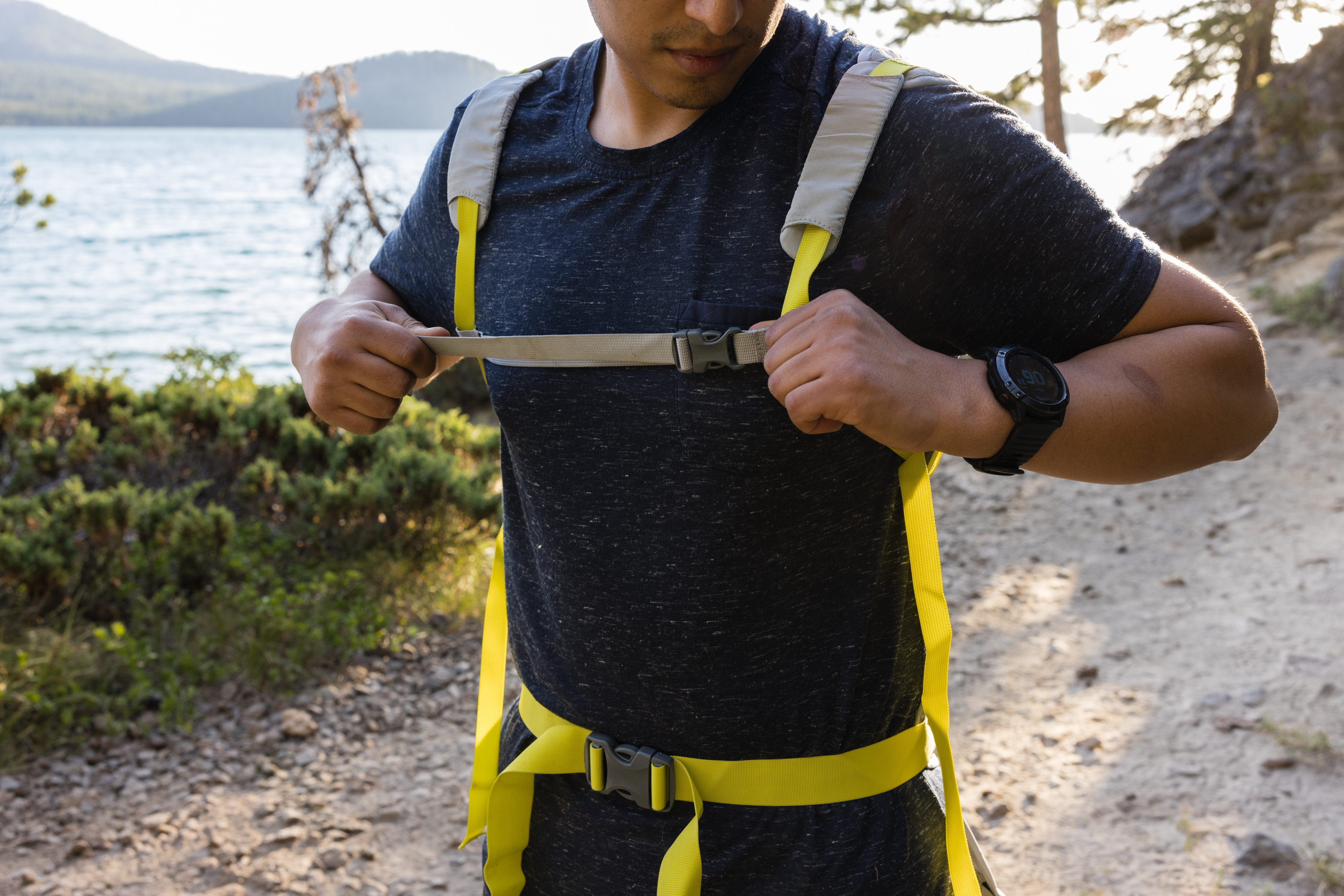Ruffwear BackTrak™ Dog Evacuation Kit Cloudburst Gray Ruffwear BackTrak™ Dog Evacuation Kit Cloudburst Gray