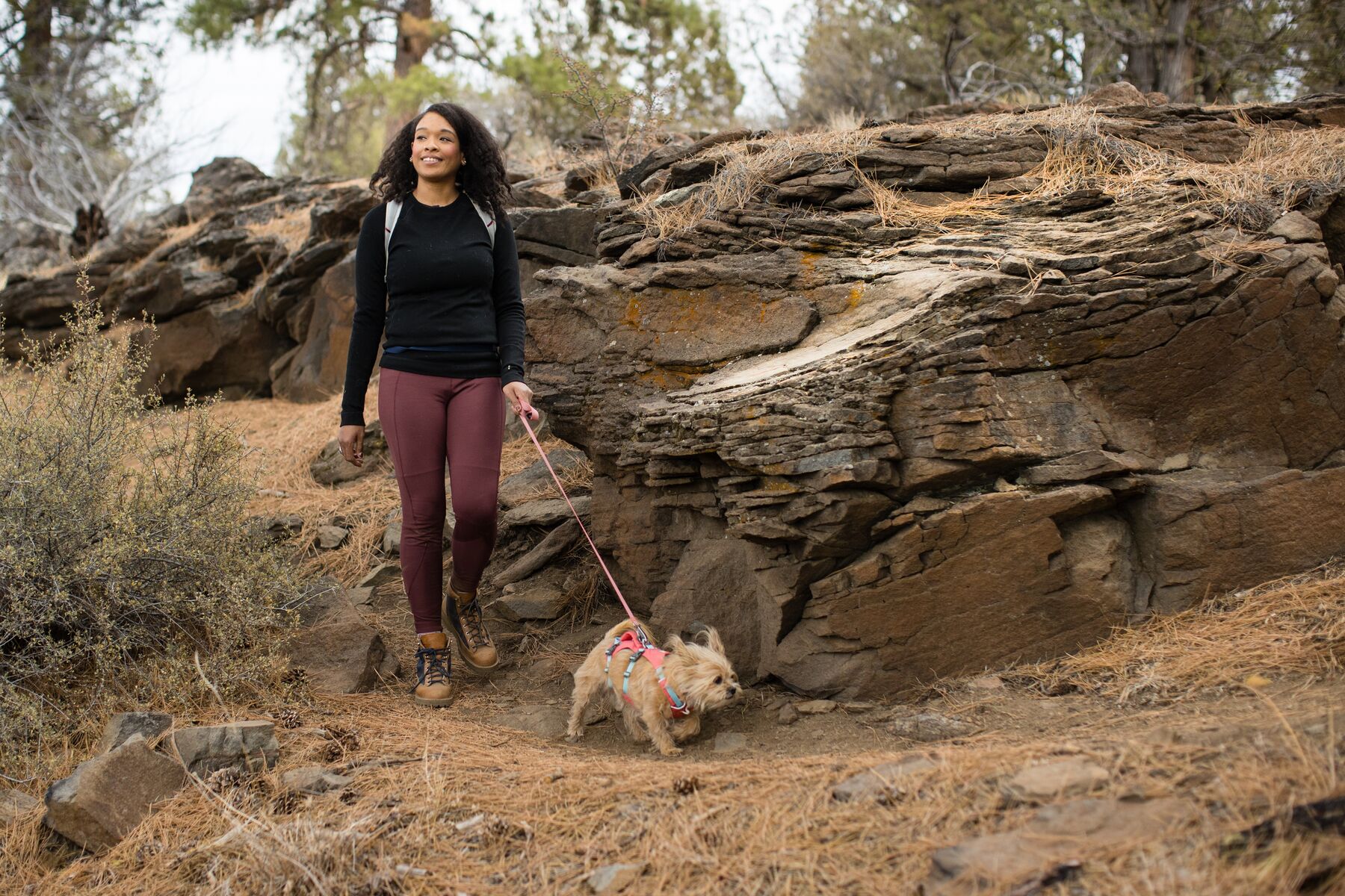 RuffWear Flagline™ Harness Salmon Pink