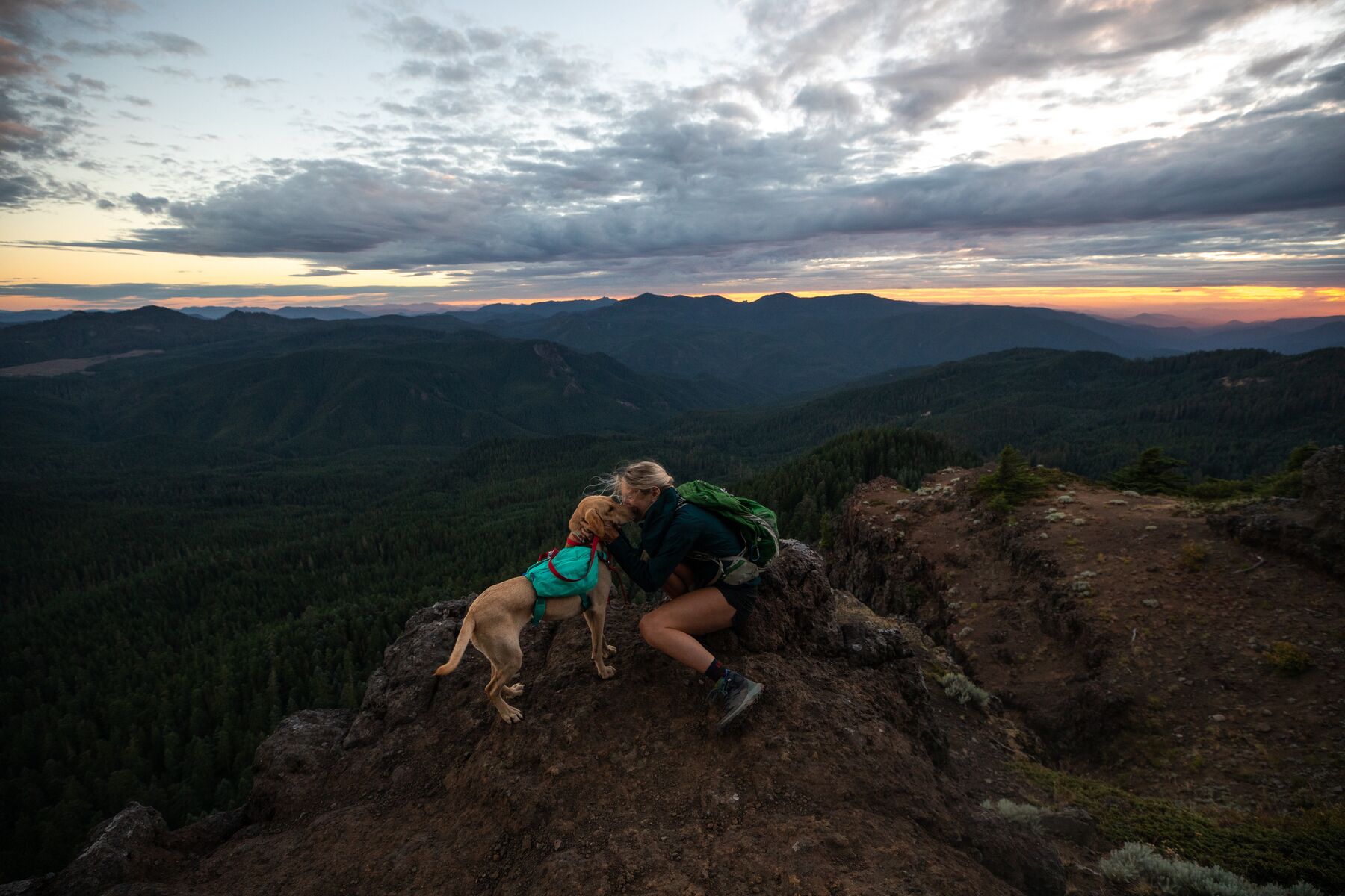 RuffWear Front Range™ Day Pack Aurora Teal RuffWear Front Range™ Day Pack Aurora Teal