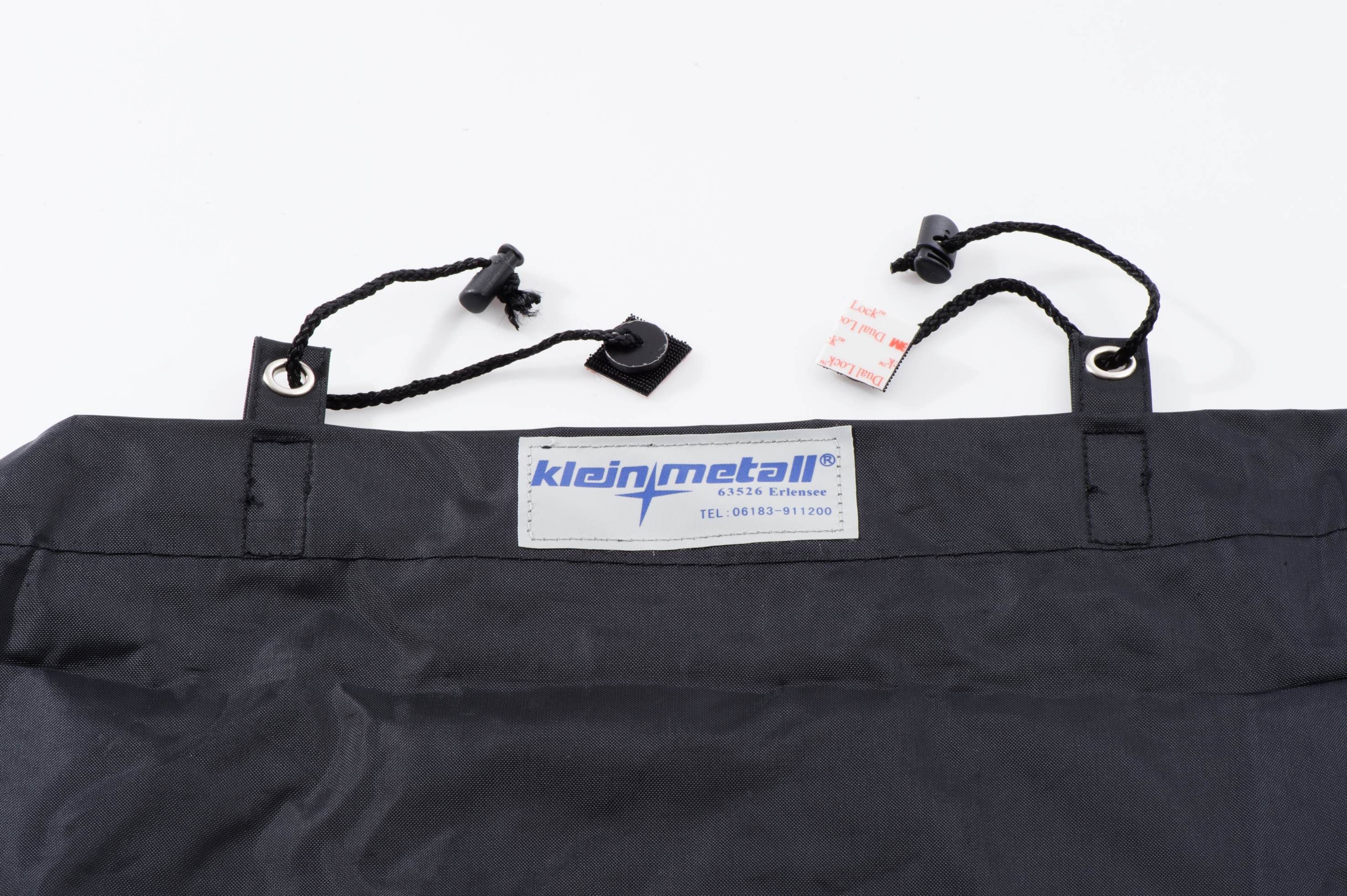 Kleinmetall CoverAll Deluxe, Kofferraum-Schutzplane 120 x 110 x 60cm