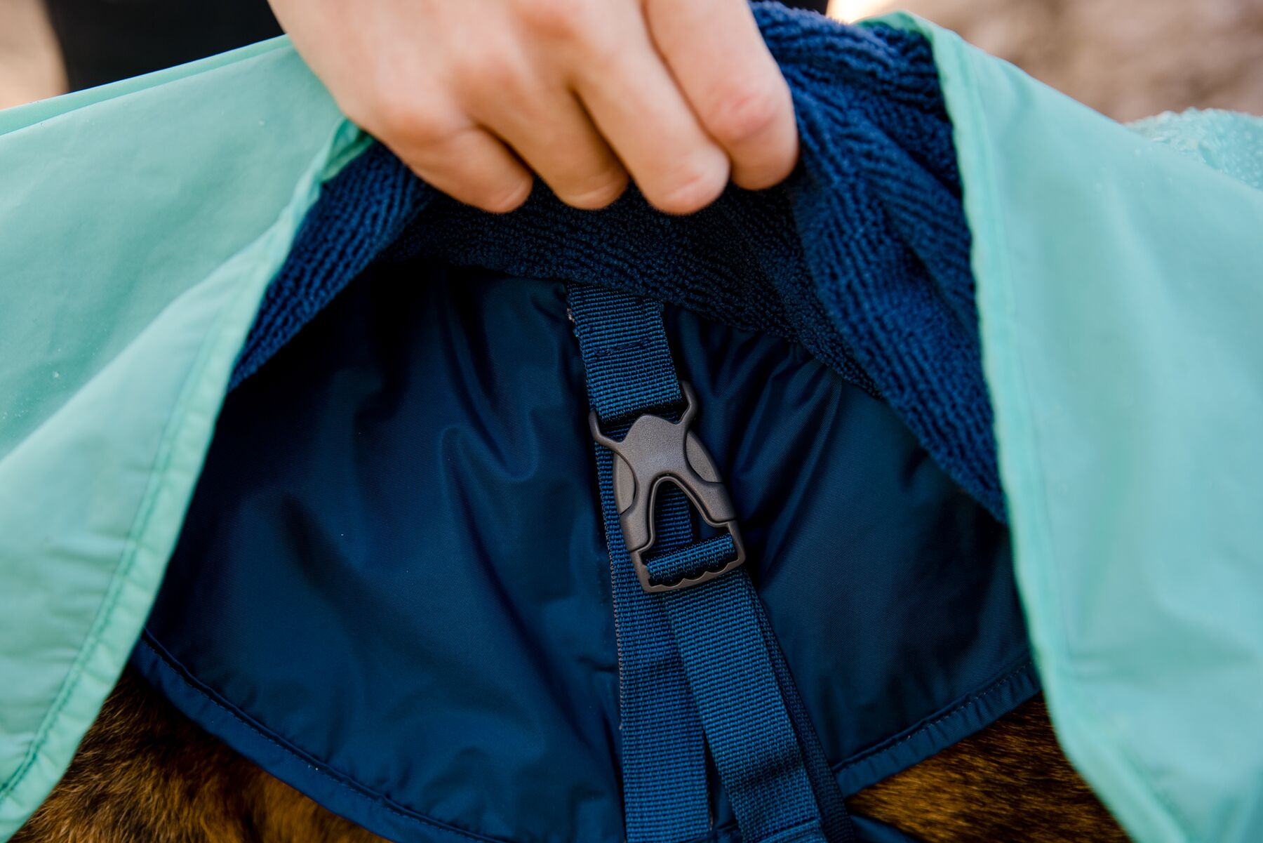 RuffWear Dirtbag™ Dog Towel Aurora Teal RuffWear Dirtbag™ Dog Towel Aurora Teal