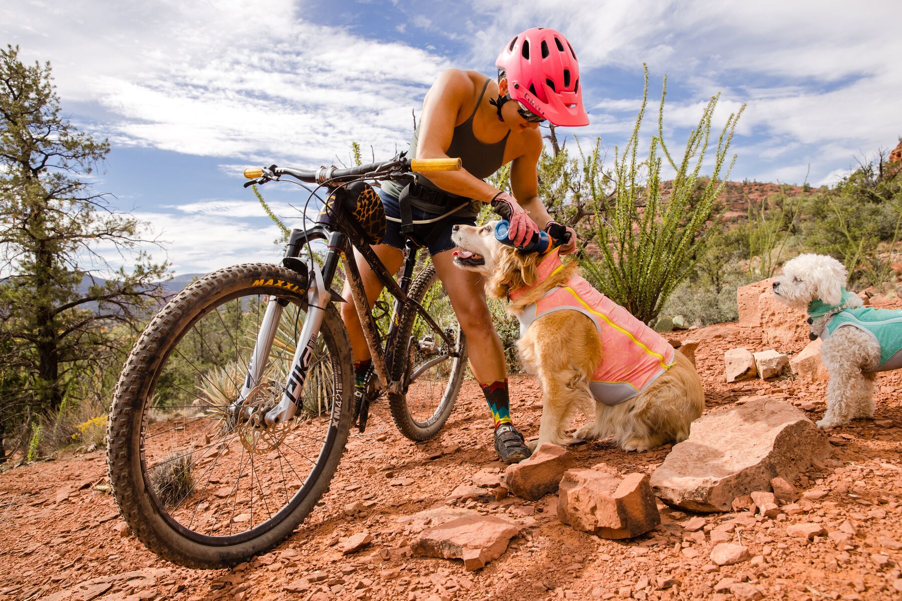 RuffWear Swamp Cooler Zip™ Vest Salmon Pink