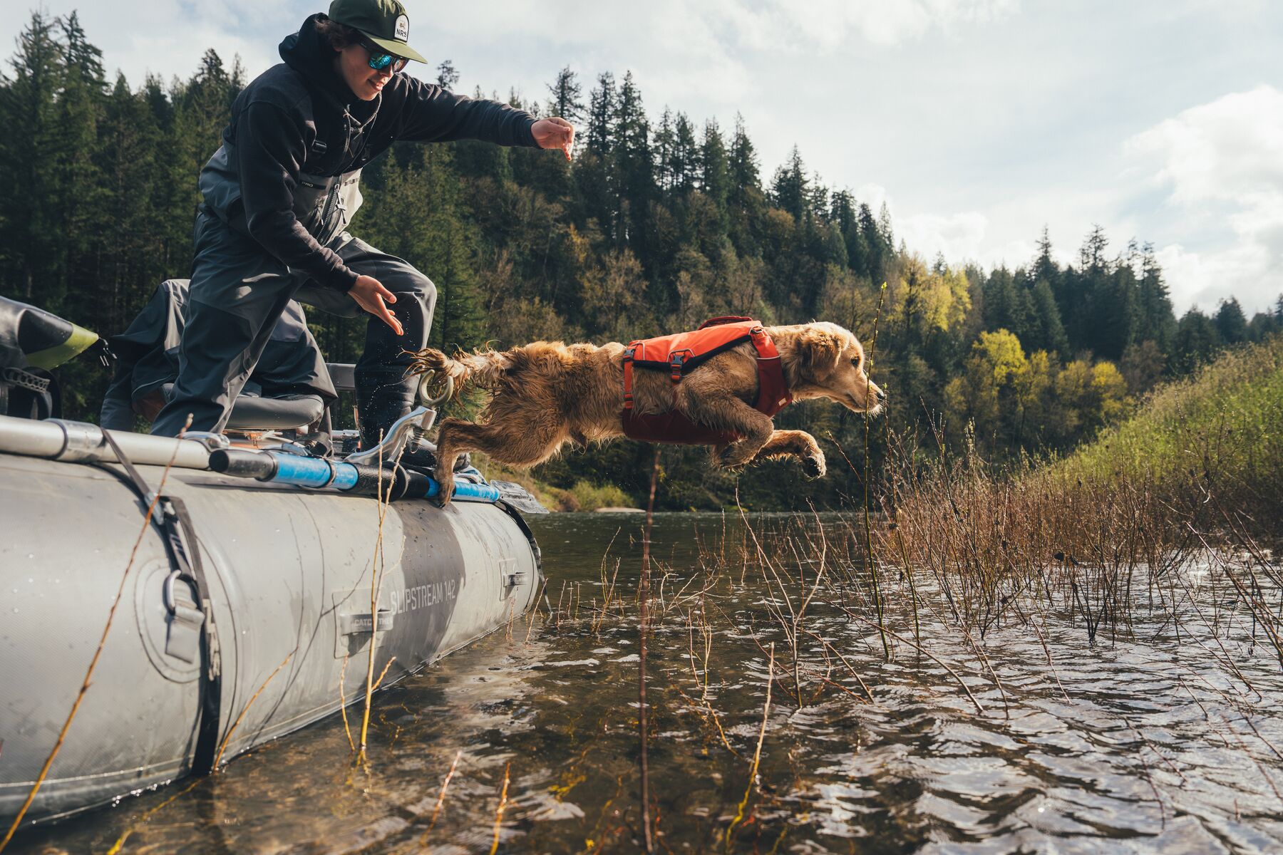 Ruffwear Confluence™ Support Jacket Tangelo Orange Ruffwear Confluence™ Support Jacket Tangelo Orange