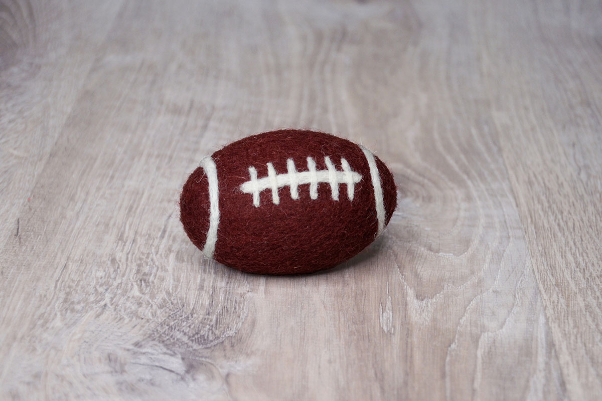 Treusinn Filz-Spielzeug FILZY Football 9cm