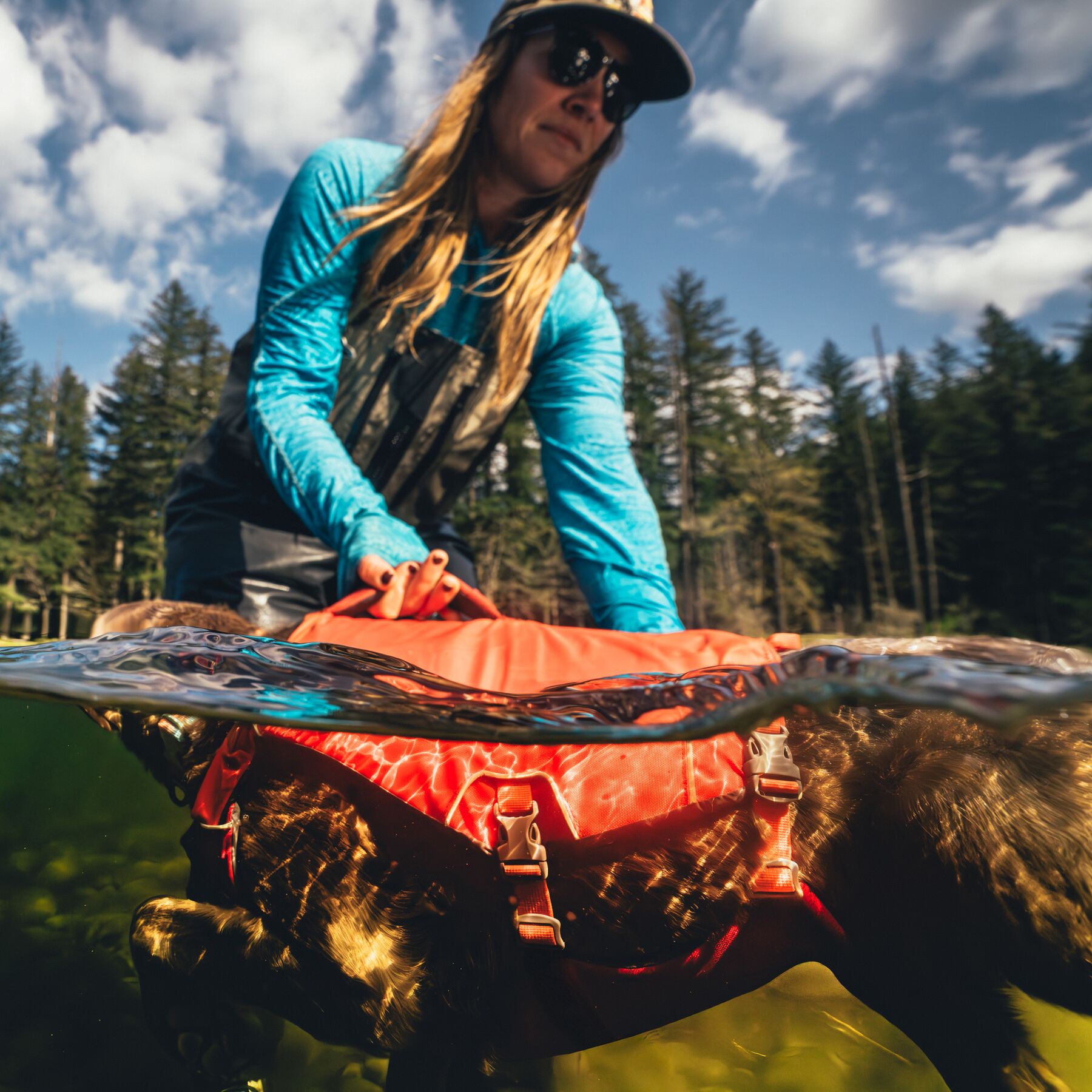 Ruffwear Confluence™ Support Jacket Tangelo Orange Ruffwear Confluence™ Support Jacket Tangelo Orange